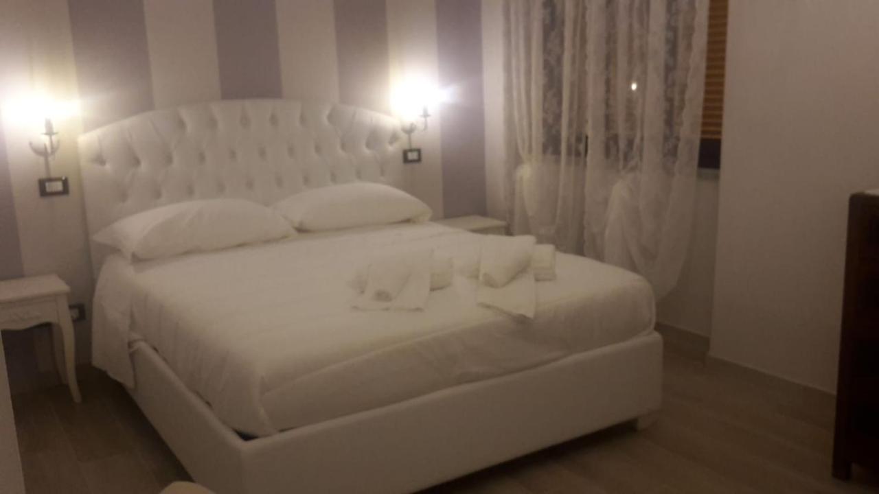 Bed and Breakfast Brezza Marina Marina Di Carrara Exterior foto