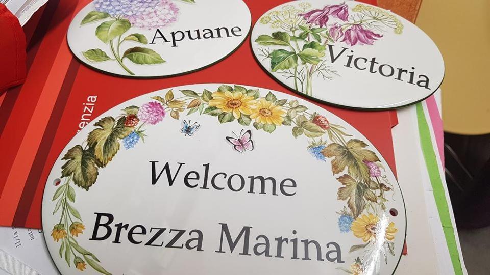 Bed and Breakfast Brezza Marina Marina Di Carrara Exterior foto